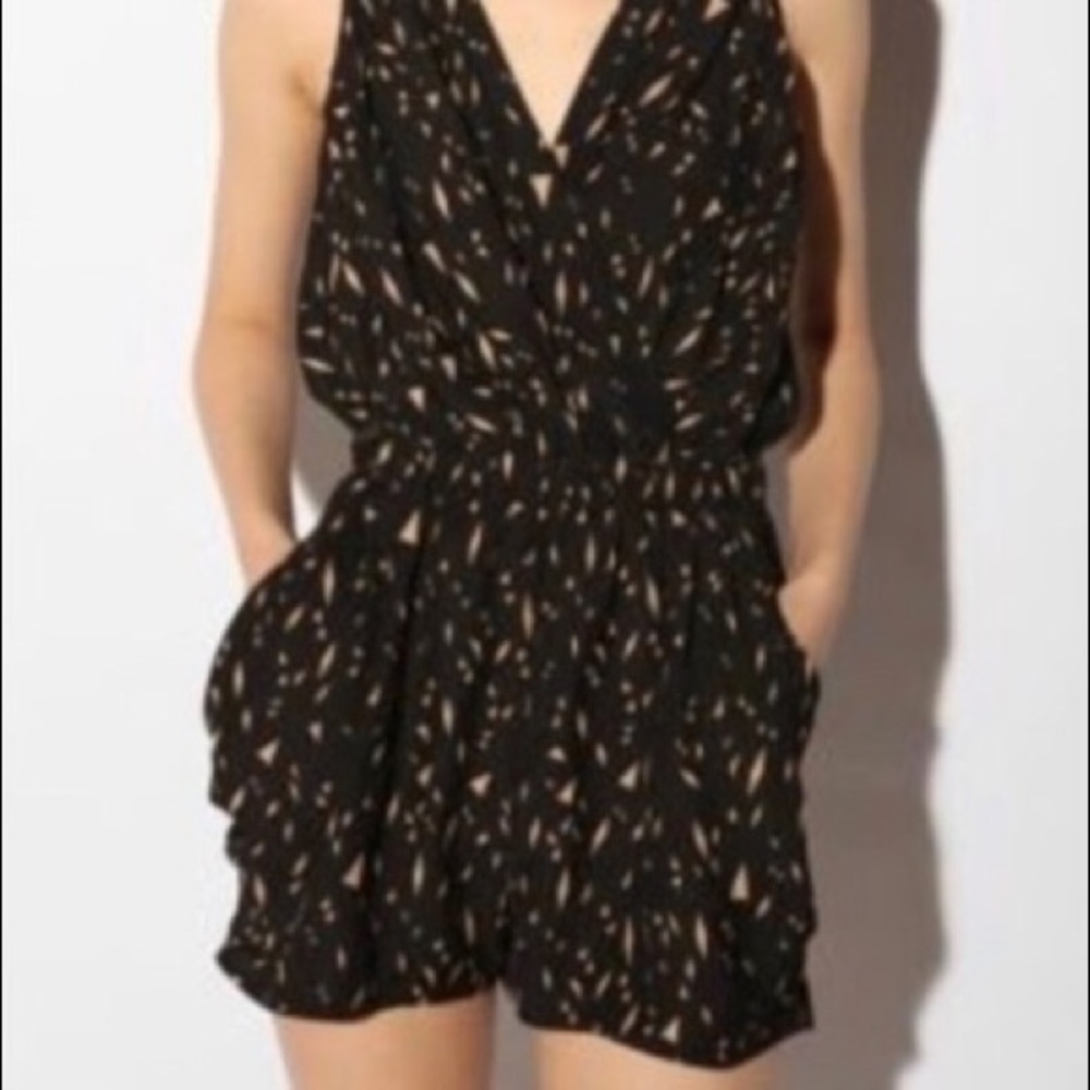 Urban Outfitters Romper Size 0 Silence + Noise